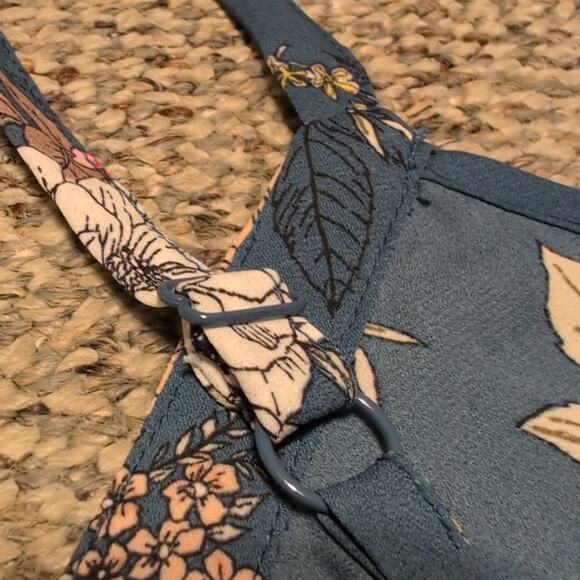 Torrid Women's Blue floral button-front Georgette Boho Cami adjustable straps, - Picture 7 of 8